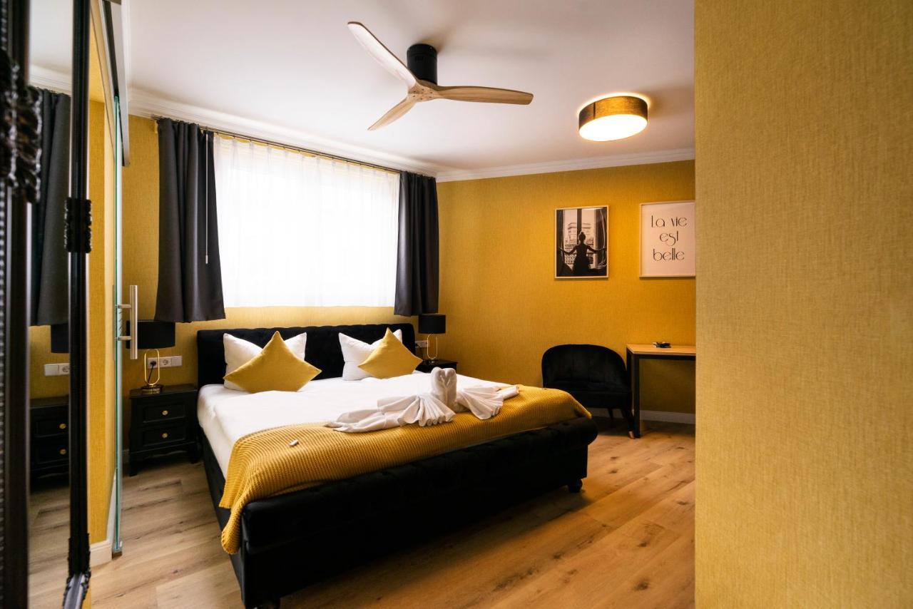 Cityhotel Bernburg Buitenkant foto
