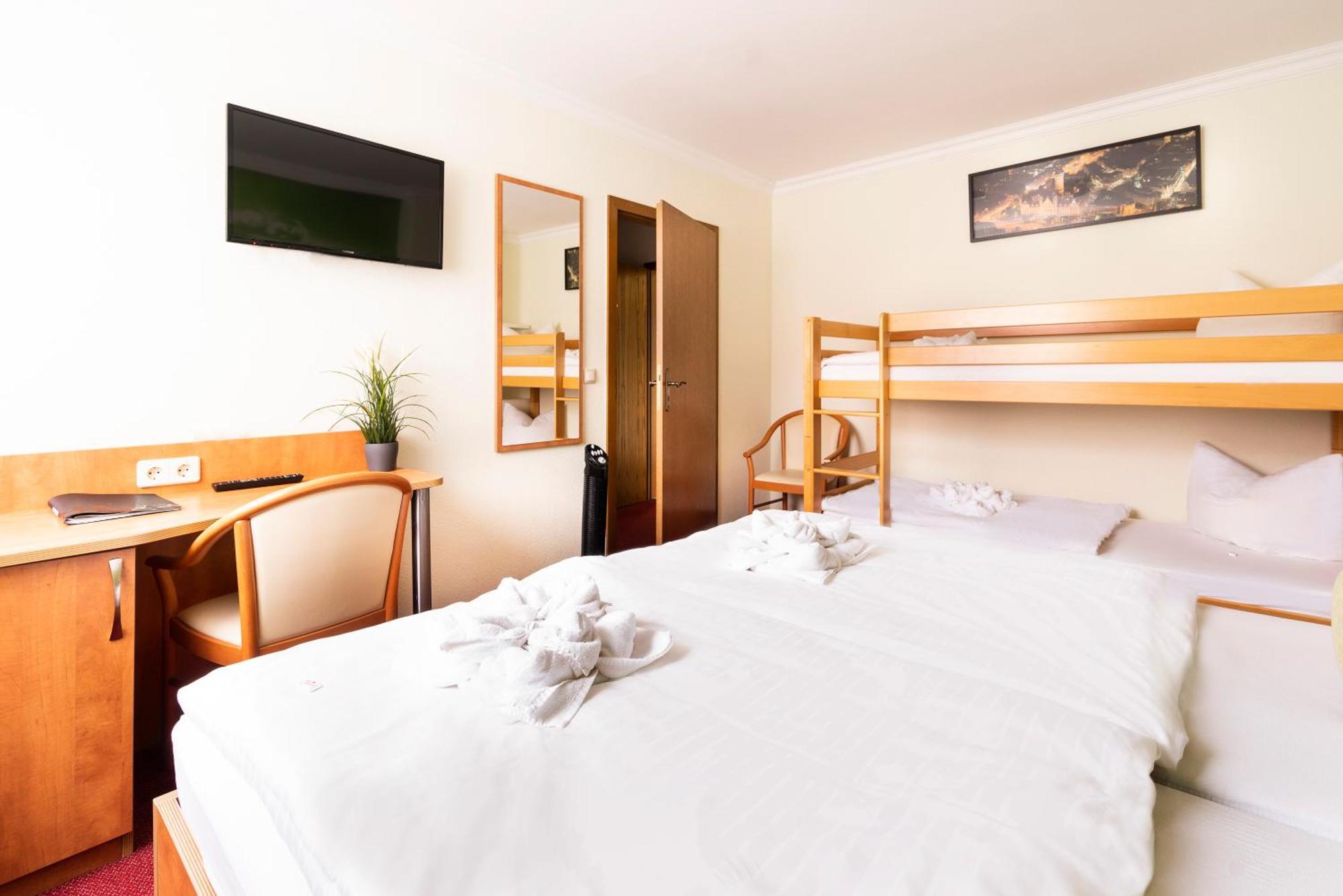 Cityhotel Bernburg Kamer foto
