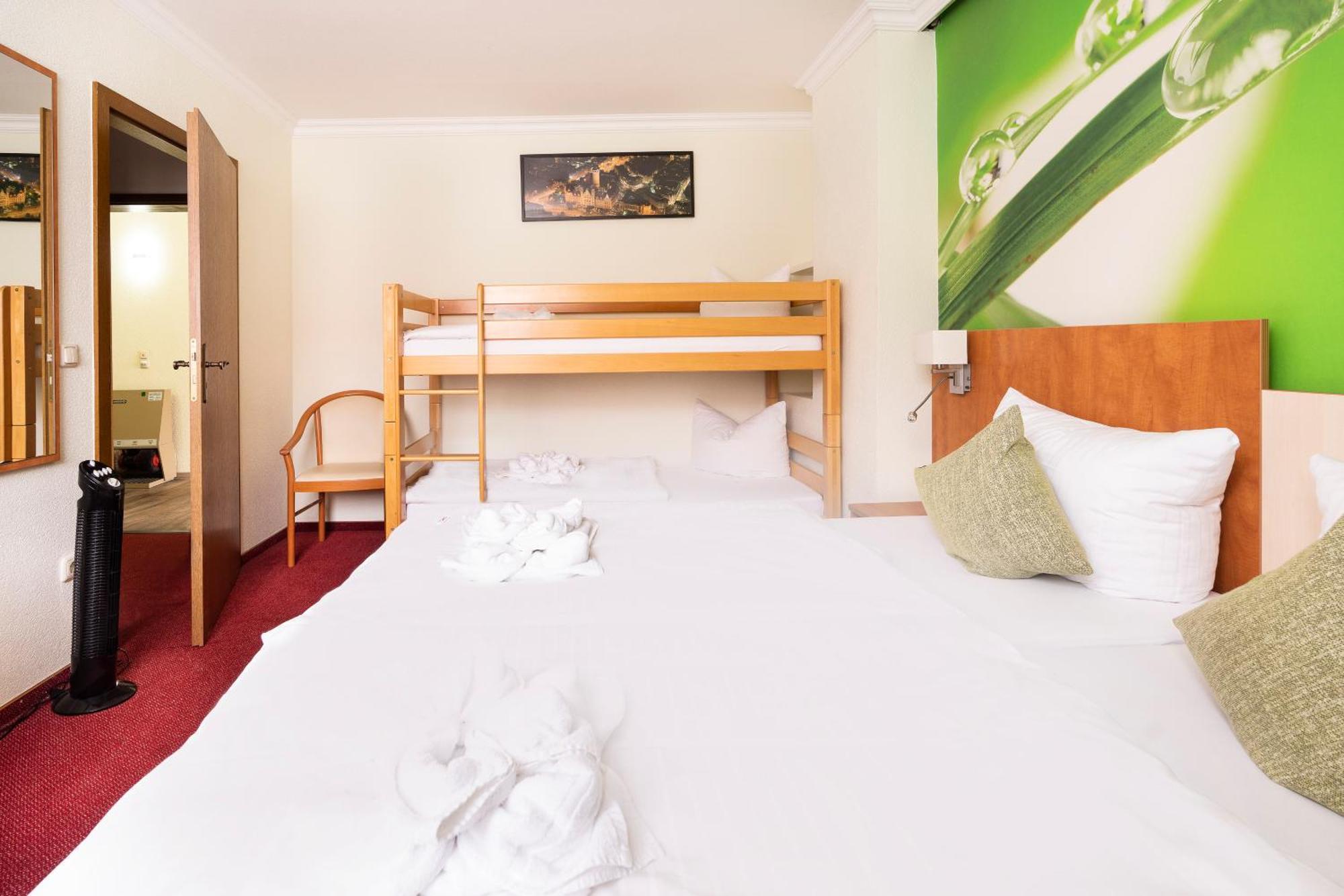Cityhotel Bernburg Kamer foto