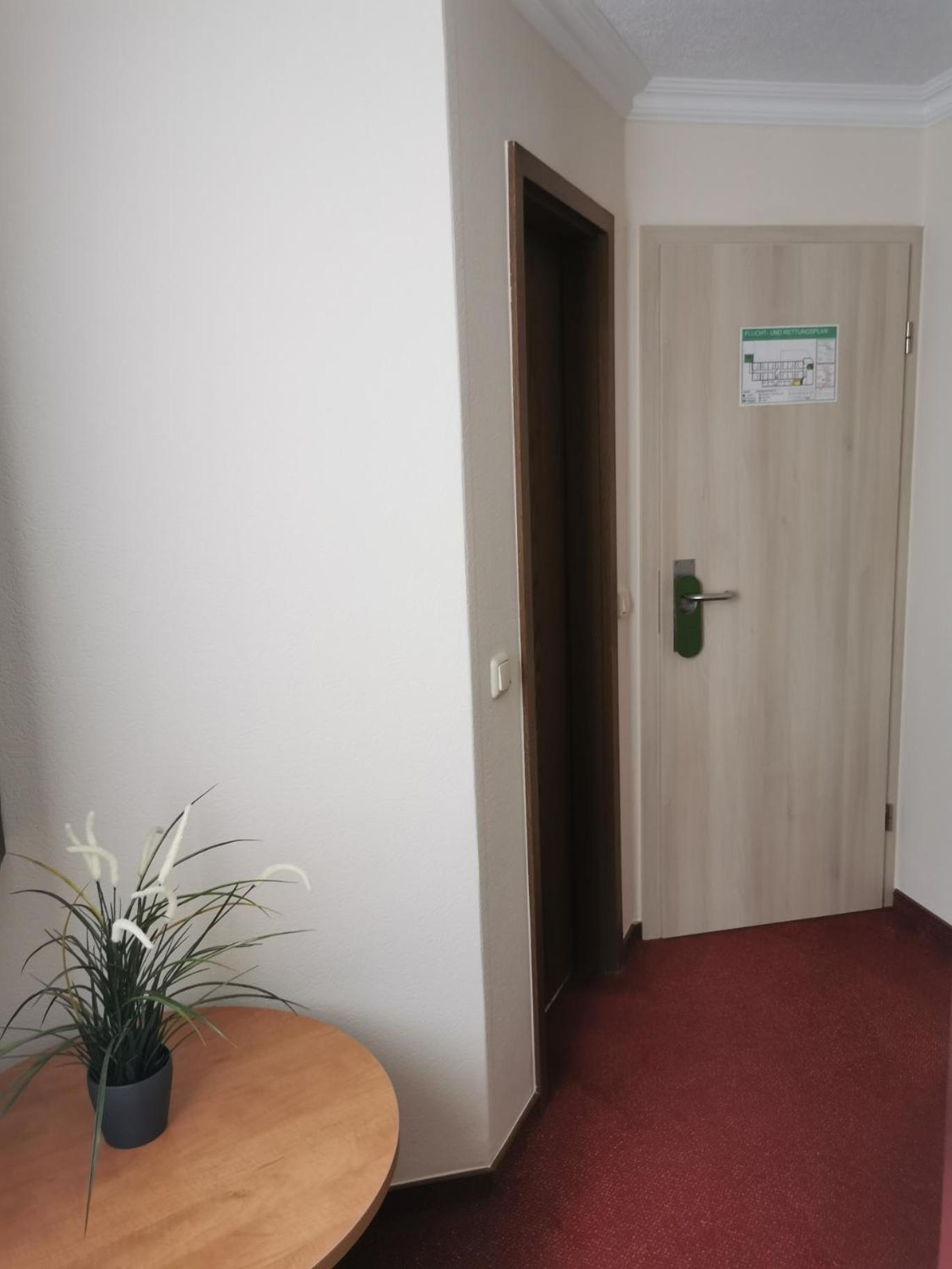 Cityhotel Bernburg Buitenkant foto